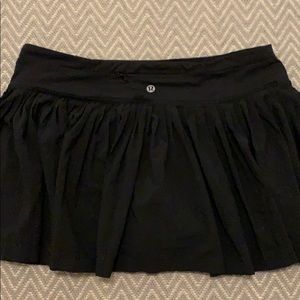 Lululemon black tennis skirt